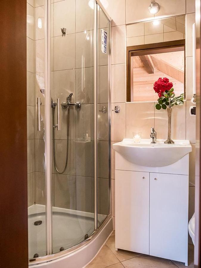 Pokoje Vip Trzęsacz Exterior foto